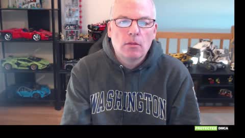 Snapshot of hornynthick70 chatting on 12/20/25, 05:09 hornynthick70 online show from 12/20/25, 05:09