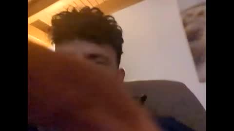 Snapshot of hornypeter1987 chatting on 01/27/25, 10:06 Hornypeter online show from 01/27/25, 10:06