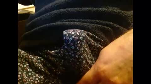 Snapshot of hornypilotguy chatting on 11/29/25, 09:45 hornypilotguy online show from 11/29/25, 09:45