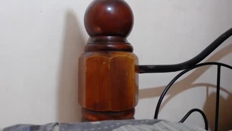 Snapshot of hornypinay69 chatting on 01/14/25, 07:17 Tyla online show from 01/14/25, 07:17