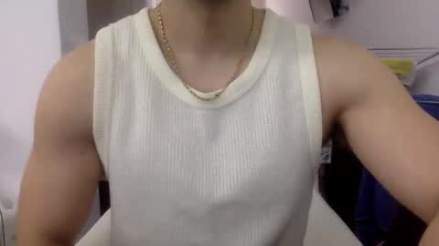 hornyspaniard93 online show from 01/11/26, 03:17