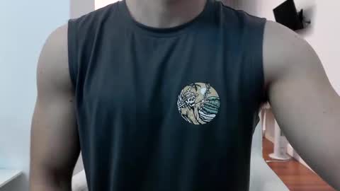 hornyspaniard93 online show from 04/17/26, 05:16