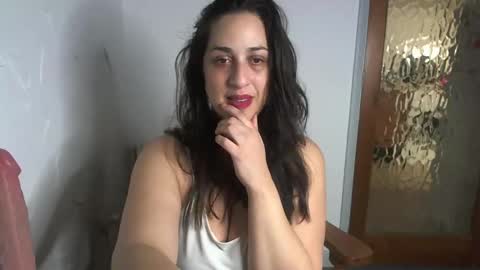 Snapshot of hornywifebbw chatting on 02/02/25, 03:21 Mary Coelho online show from 02/02/25, 03:21