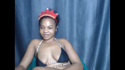 Snapshot of hornyxbum chatting on 12/06/24, 11:47 hornyxbum online show from 12/06/24, 11:47