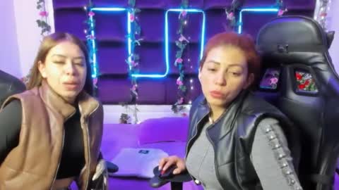 hornyy mom online show from 02/15/25, 12:33