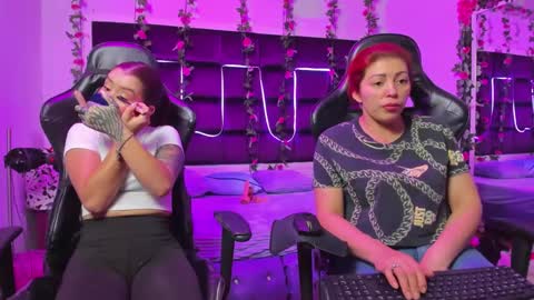 hornyy mom online show from 09/19/25, 02:07