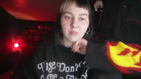 Snapshot of horror_circus chatting on 12/04/24, 06:22 Messalina Horror online show from 12/04/24, 06:22