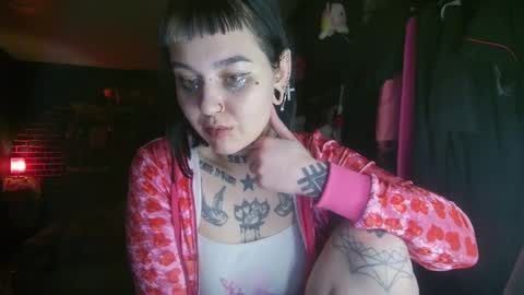 Snapshot of horror_circus chatting on 01/08/25, 06:41 Messalina Horror online show from 01/08/25, 06:41