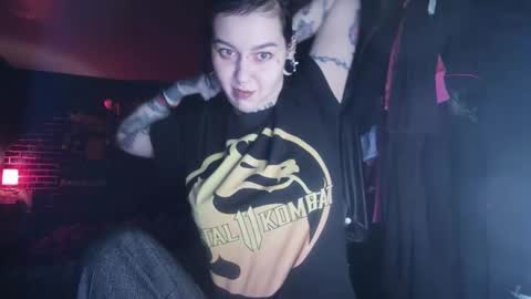 Snapshot of horror_circus chatting on 03/07/25, 06:54 Messalina Horror online show from 03/07/25, 06:54