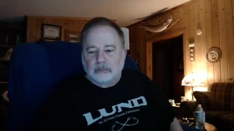 Snapshot of horsebigballs chatting on 11/08/25, 02:56 horsebigballs online show from 11/08/25, 02:56