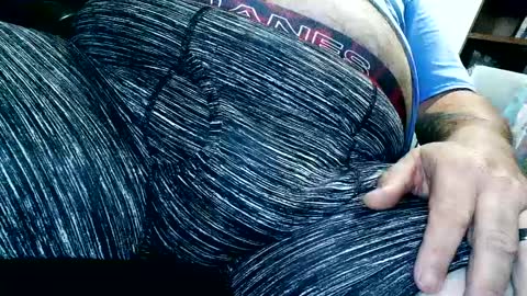 Snapshot of horsesaslife chatting on 12/16/24, 04:27 horsesaslife online show from 12/16/24, 04:27