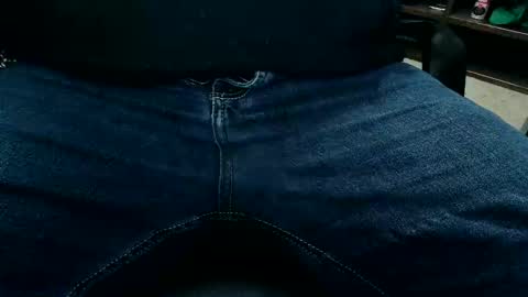 Snapshot of horsesaslife chatting on 11/11/25, 08:53 horsesaslife online show from 11/11/25, 08:53