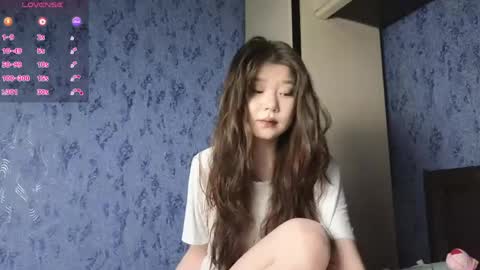 Snapshot of hosina_sayeri chatting on 05/29/26, 12:25 hosina_sayeri online show from 05/29/26, 12:25