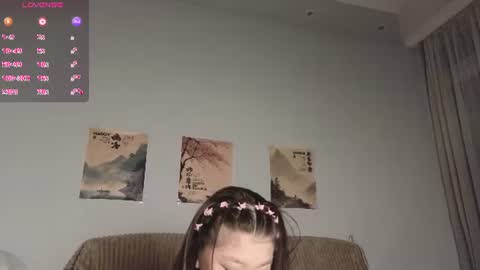 Snapshot of hosina_sayeri chatting on 06/27/26, 08:03 hosina_sayeri online show from 06/27/26, 08:03