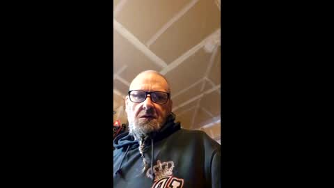 hoss1973_3 online show from 12/03/25, 07:01