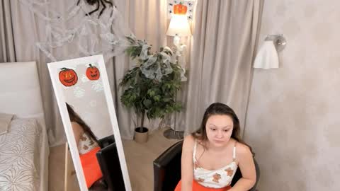 Hostia Milk NEXT STREAM  online show from 10/21/25, 02:23