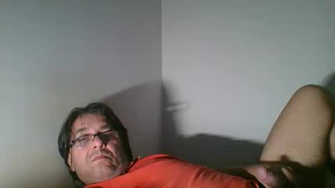 Snapshot of hot1nude1swinger chatting on 09/27/25, 06:40 hot1nude1swinger online show from 09/27/25, 06:40