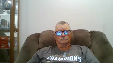 hot4tightholes online show from 11/19/25, 02:39