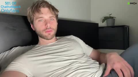 Snapshot of hot8pack01 chatting on 01/30/25, 10:41 Edward aka Wolf online show from 01/30/25, 10:41