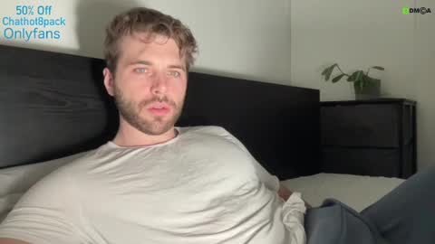 Snapshot of hot8pack01 chatting on 02/17/25, 06:20 Edward aka Wolf online show from 02/17/25, 06:20