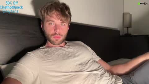 Snapshot of hot8pack01 chatting on 10/08/25, 09:12 Edward aka Wolf online show from 10/08/25, 09:12