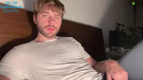 Edward aka Wolf online show from 12/15/25, 10:03