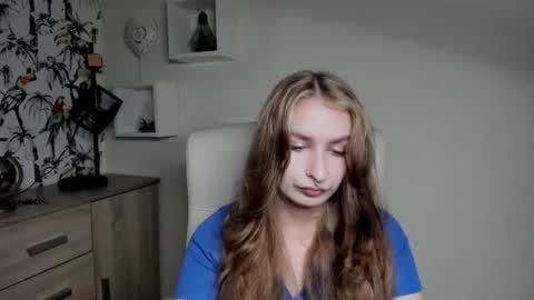 NINA online show from 10/07/25, 05:59