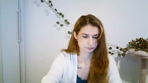 Snapshot of hot_1nina chatting on 02/09/26, 07:23 NINA online show from 02/09/26, 07:23