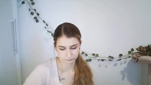 Snapshot of hot_1nina chatting on 02/26/26, 07:40 NINA online show from 02/26/26, 07:40