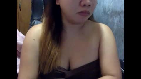 hot_april214 online show from 04/13/26, 09:59