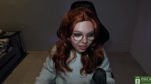 Snapshot of hot_babayaga chatting on 12/13/24, 10:13 online show from 12/13/24, 10:13