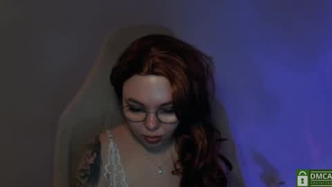 Snapshot of hot_babayaga chatting on 12/14/24, 11:12 online show from 12/14/24, 11:12