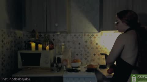 Snapshot of hot_babayaga chatting on 01/05/25, 04:27 online show from 01/05/25, 04:27