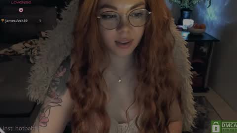 Snapshot of hot_babayaga chatting on 01/06/25, 06:31 online show from 01/06/25, 06:31