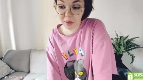 Snapshot of hot_babayaga chatting on 03/10/25, 08:37 online show from 03/10/25, 08:37