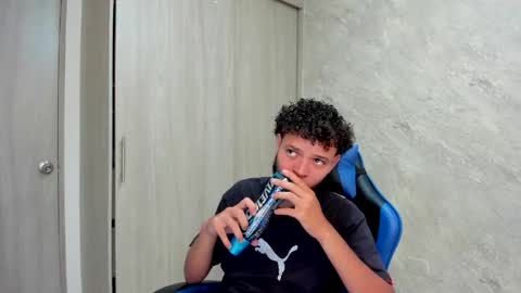 hot bad boy69 online show from 04/14/26, 08:26