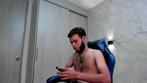 hot bad boy69 online show from 06/17/26, 11:05