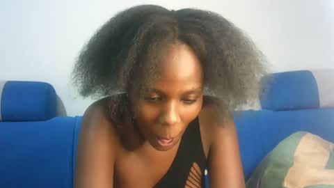 Snapshot of hot_berry2003 chatting on 02/02/25, 02:27 Millie online show from 02/02/25, 02:27