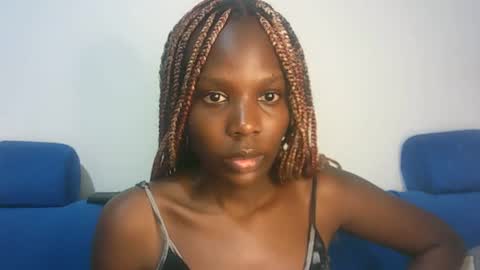 Snapshot of hot_berry2003 chatting on 02/23/25, 11:04 Millie online show from 02/23/25, 11:04