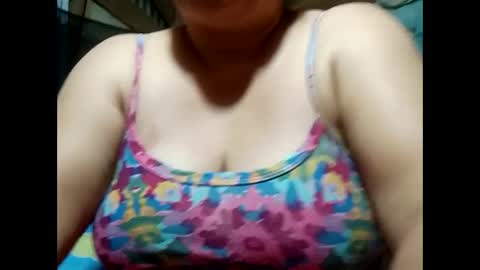 hot_boobs21 online show from 02/03/25, 11:31