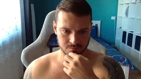 hot_cap_77 online show from 10/17/25, 12:41