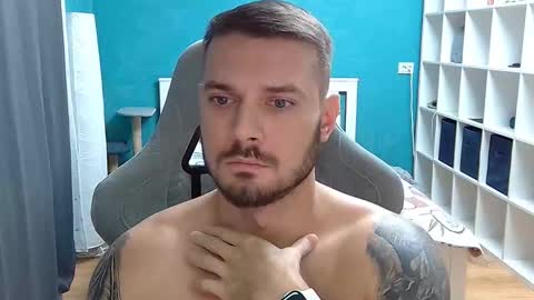 hot_cap_77 online show from 11/06/25, 01:23