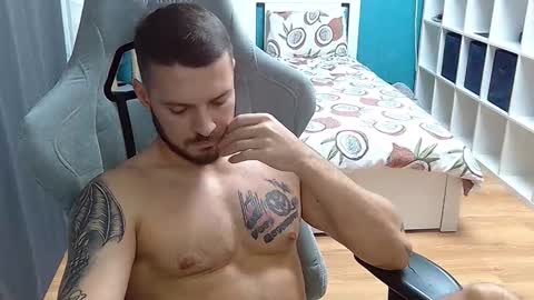 hot_cap_77 online show from 11/07/25, 04:51