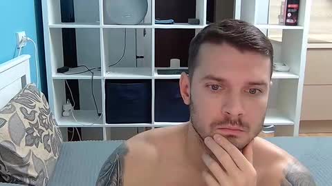 hot_cap_77 online show from 12/04/25, 12:14