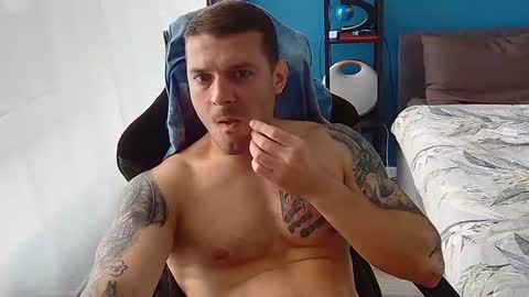 hot_cap_77 online show from 06/18/26, 02:21