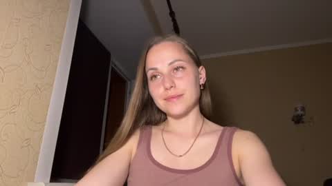 hot_chance_ online show from 06/12/26, 07:02