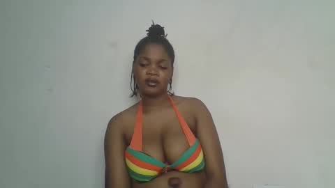 Zarah online show from 03/22/26, 09:18