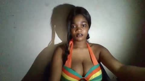 Snapshot of hot_choccoolate chatting on 05/21/26, 06:37 Zarah online show from 05/21/26, 06:37