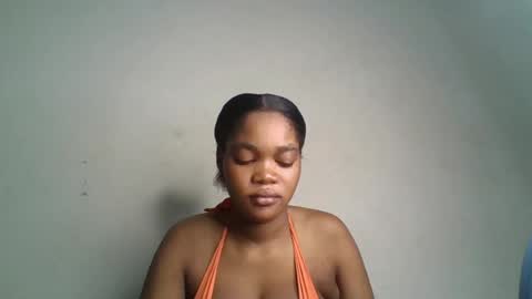 Zarah online show from 07/04/26, 09:37