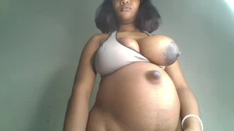 Zarah online show from 07/19/26, 10:52